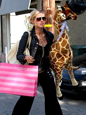 ON THE HUNT photo | Heidi Klum