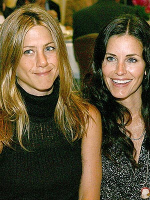 MAIN SQUEEZE photo | Courteney Cox, Jennifer Aniston
