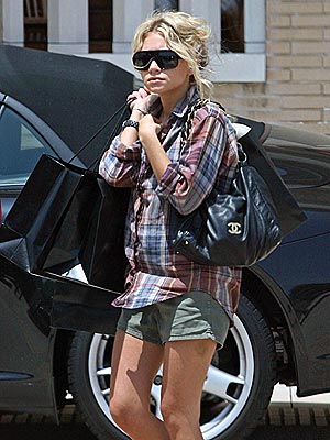 IN THE BAG photo | Ashley Olsen