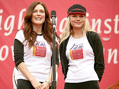 CAUSE CELEB photo | Julianne Moore, Kate Bosworth