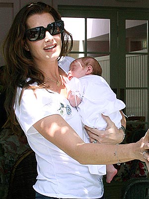 MOTHER AND CHILD photo | Brooke Shields