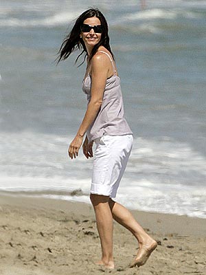 SURF CITY photo | Courteney Cox
