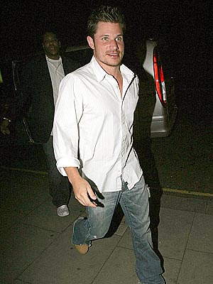 GUY'S NIGHT OUT photo | Nick Lachey