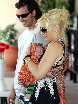 FAMILY GATHERING photo | Gavin Rossdale, Gwen Stefani