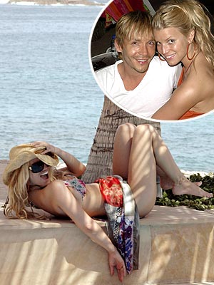 FELIZ CUMPLEAÑOS! photo | Jessica Simpson