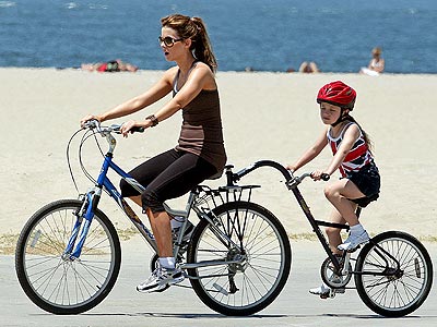 BICYCLE BUILT FOR TWO photo | Kate Beckinsale