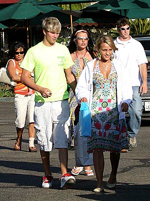 FULL CART photo | Britney Spears