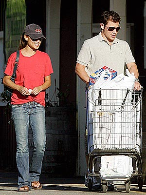 GOING THE DISTANCE photo | Nick Lachey, Vanessa Minnillo