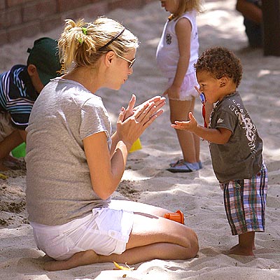 MODEL MOTHER photo | Heidi Klum