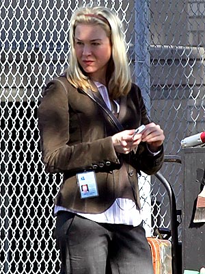 PRESSING PAUSE photo | Renee Zellweger