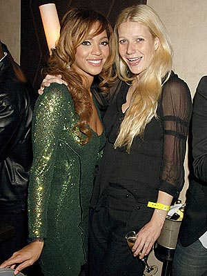 MAKING A TOAST  photo | Beyonce Knowles, Gwyneth Paltrow