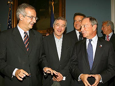 FIGHT THE FOOD FIGHT photo | Michael Bloomberg, Robert De Niro