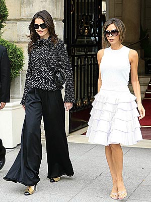 GIRLS' DAY OUT photo | Katie Holmes, Victoria Beckham