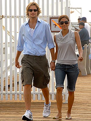 ALL HANDS ON DECK photo | Halle Berry
