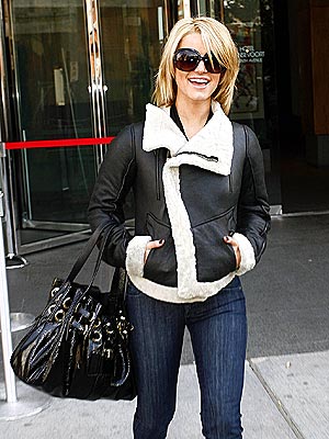 SOLO ARTIST  photo | Jessica Simpson