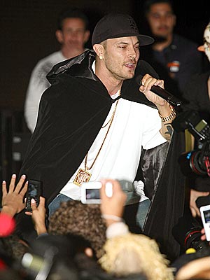 STAGE MAGIC photo | Kevin Federline