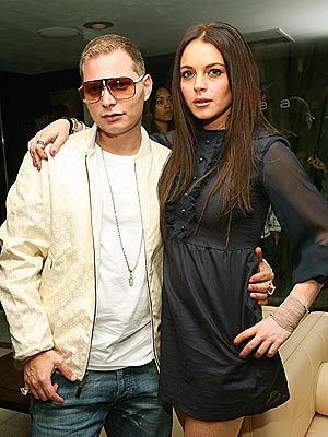 WATCH THEM  photo | Lindsay Lohan