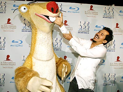 OVER BITE photo | John Leguizamo