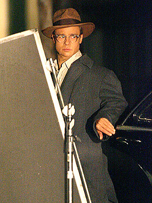 'CURIOUS' BRAD photo | Brad Pitt
