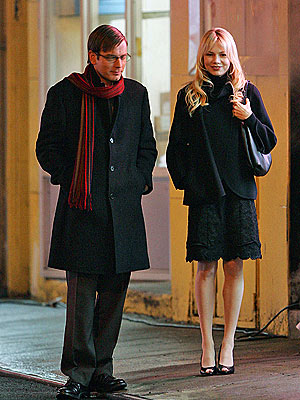 LEVELHEADED  photo | Ewan McGregor, Michelle Williams (Actress)