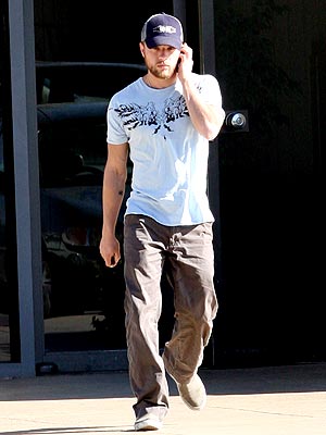 ON HIS OWN photo | Ryan Phillippe