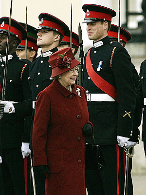GRADUATION DAY photo | Prince William, Queen Elizabeth II