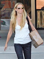 Gwyneth Steps Out with a Mystery Package in L.A. | Gwyneth Paltrow