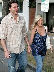 Couples Watch: Tori & Dean, Anna & Enrique... | Dean McDermott, Tori Spelling