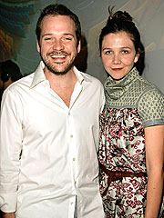 Maggie Gyllenhaal Chooses Baby Over Box Office | Maggie Gyllenhaal, Peter Sarsgaard