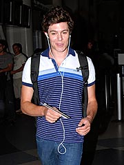 Adam Brody Rocks Out in the Airport | Adam Brody