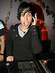 Caught in the Act!| Christina Aguilera, Pete Wentz