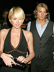 Caught in the Act!| Jake Gyllenhaal, Kirsten Dunst, Musician Class
