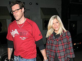 Couples Watch: Anne & Raffaello, Ashton & Demi...| Couples, Caught in the Act, Dean McDermott, Tori Spelling