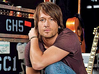 http://img2.timeinc.net/people/i/2007/features/magstories/071112/keith_urban320.jpg