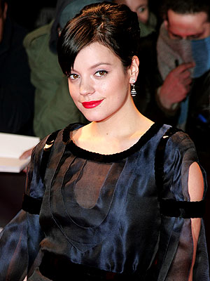 Lilly Allen Hot Images Pictures 1151 AM Posted by A'ab