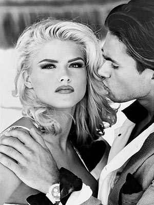 GUESS 1992 photo Anna Nicole Smith