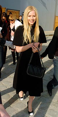 PARIS, 2006 photo | Avril Lavigne