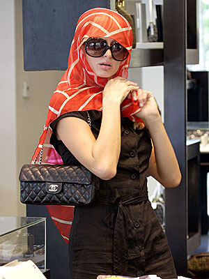 SHADY LADY photo | Paris Hilton