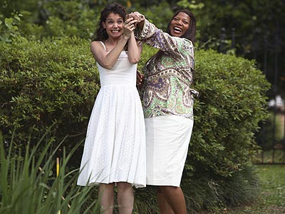 THE QUEEN photo | Katie Holmes, Queen Latifah