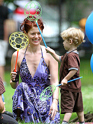 TINY BUBBLES photo | Debra Messing