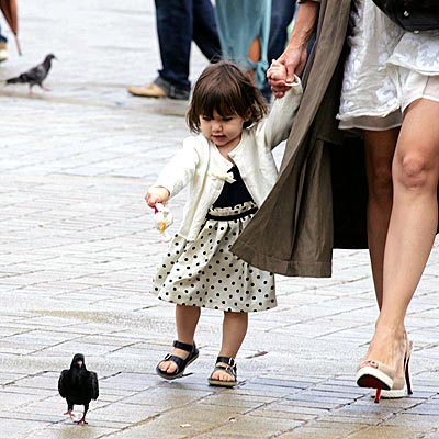 ON THE CHASE photo | Suri Cruise