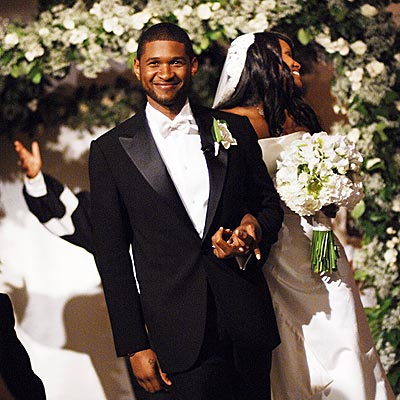 Usher ordered to re-open "endless limit" credit card for ex-wife by