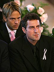 Stern, Birkhead Attend Anna Nicole Funeral
