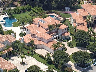 Britney Spears Malibu Home - Celebrity Homes 2