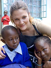 Drew Barrymore Campaigns Against World Hunger| Drew Barrymore