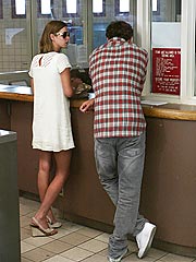 Paris Hilton Gets Jail Visit from Sister and Ex-Boyfriend| Nicky Hilton, Paris Hilton, Stavros Niarchos