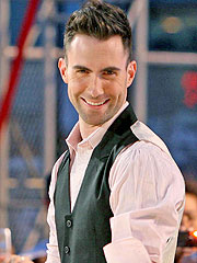 Celebrity Short Hairstyles For Men - Adam Levine