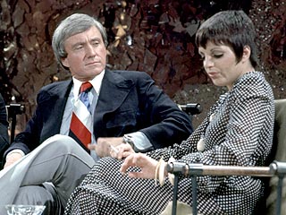TV Mogul Merv Griffin Dies of Cancer at 82| Tributes, Merv Griffin
