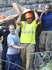 Tales of 'Angels' in Minneapolis Bridge Collapse