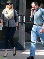 Lindsay Lohan Leaves Rehab| Lindsay Lohan